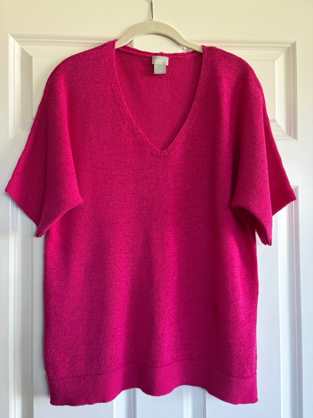 Chico's Bright Fuchsia Scoop Neck Sweater